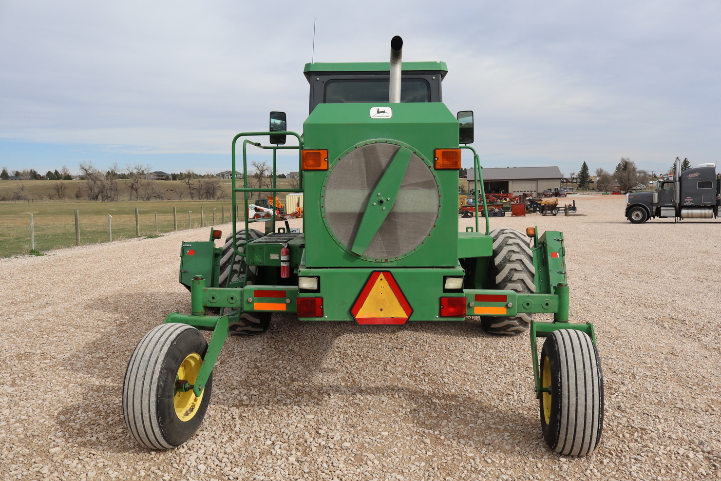 Lot 5803 - '97 JD 4890 SP WINDROWER w/JD 890 16' SICKLE HEADER